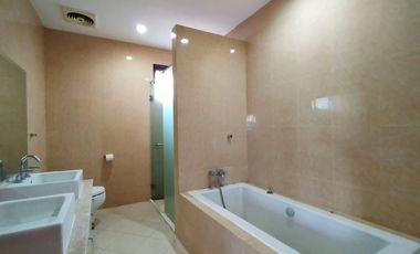 Disewa Rumah Siap Huni di Kemang Dalam