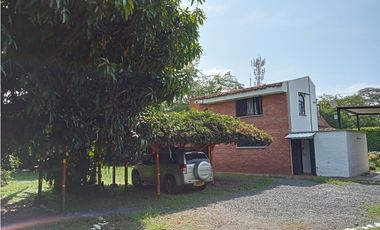 CASA COMERCIAL EN ALQUILER PANCE