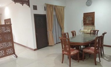 Rumah sewa kebayoran lama dekat Haji Nawi Jakarta selatan