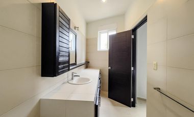 Departamento en  Venta con Frente de Laguna - Puerto Aventuras