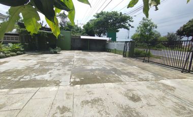 Rumah Resto Luas Pinggir Jalan Raya Strategis