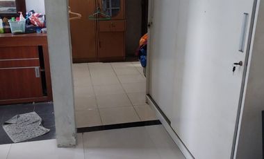 Rumah Resto Luas Pinggir Jalan Raya Strategis