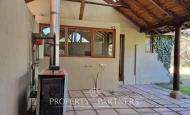 Excelente propiedad en arriendo en céntrico sector de la comuna