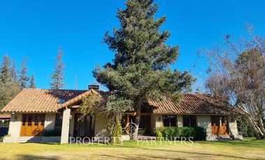 Excelente propiedad en arriendo en céntrico sector de la comuna