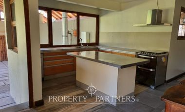Excelente propiedad en arriendo en céntrico sector de la comuna