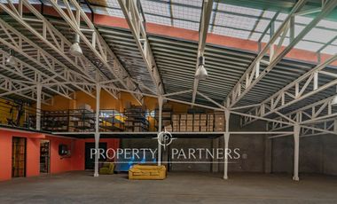 Galpón Sustentable con Techo Verde y Energía Solar a 30 Min de Santiago