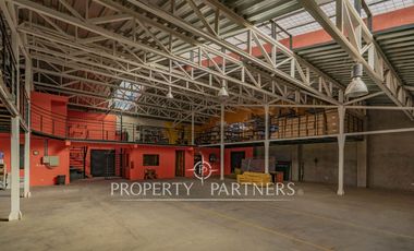 Galpón Sustentable con Techo Verde y Energía Solar a 30 Min de Santiago