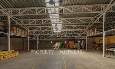 Galpón Sustentable con Techo Verde y Energía Solar a 30 Min de Santiago