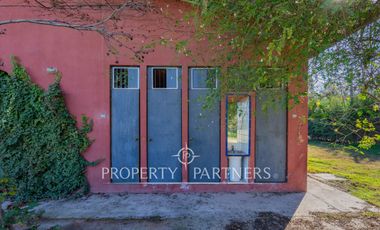 Galpón Sustentable con Techo Verde y Energía Solar a 30 Min de Santiago