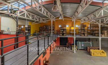 Galpón Sustentable con Techo Verde y Energía Solar a 30 Min de Santiago