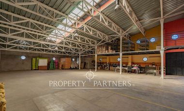 Galpón Sustentable con Techo Verde y Energía Solar a 30 Min de Santiago