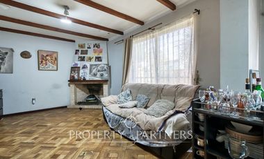 Oportunidad para inversionistas en Ñuñoa: Venta casa con gran terreno