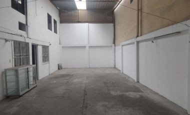 Bodega en Venta perfecta para maquinaria o vehiculos