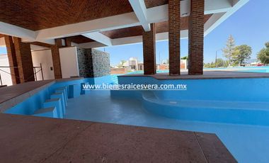 TERRENO EN VENTA EN TEQUISQUIAPAN EN EL FRACC. LAS KINTAS. Beto