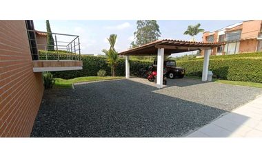 ALQUILO CASA CAMPESTRE SECTOR ALQUERIA DOSQUEBRADAS COD 7985190
