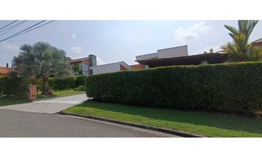 ALQUILO CASA CAMPESTRE SECTOR ALQUERIA DOSQUEBRADAS COD 7985190