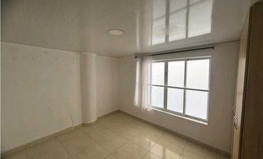 VENDO CASA SECTOR CORALES PEREIRA COD 8155194