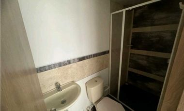 VENDO CASA SECTOR CORALES PEREIRA COD 8155194