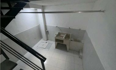 VENDO CASA SECTOR CORALES PEREIRA COD 8155194