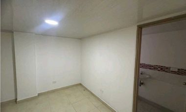 VENDO CASA SECTOR CORALES PEREIRA COD 8155194