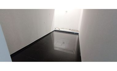 VENTA LOCAL COMERCIAL BARRIO LOS ALPES PEREIRA COD 8527214