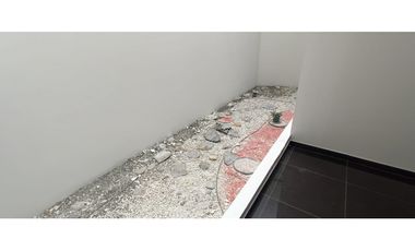 VENTA LOCAL COMERCIAL BARRIO LOS ALPES PEREIRA COD 8527214