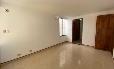 ALQUILO APARTAMENTO EN LOS ALPES COD 9004400