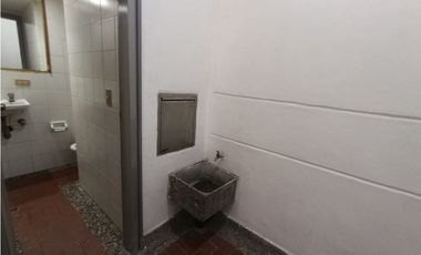 LOCAL EN ARRIENDO, MEDELLN P3