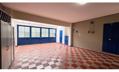 VENDE CASA QUINTA EN CASCO URBANO DE VILLETA