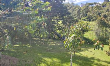 Espectacular lote el Retiro, en unidad cerrada 4,531 m2