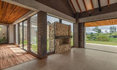 Venta de casa campestre en Monte Sereno, El Retiro – Refugio exclusivo