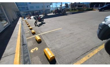 Tenjo, local 37.5 M2, Estación de servicio-L103