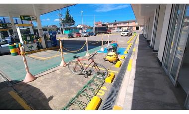 Tenjo, local 37.5 M2, Estación de servicio-L103