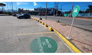 Tenjo, local 37.5 M2, Estación de servicio-L103