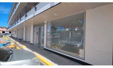 Tenjo, local 37.5 M2, Estación de servicio-L103