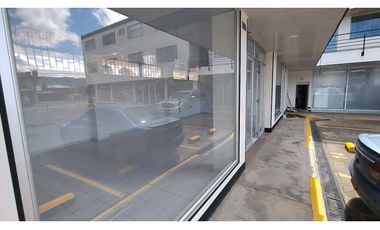 Tenjo, Local Vitrina, 52 M2, estación servicio La Cumbre, L104