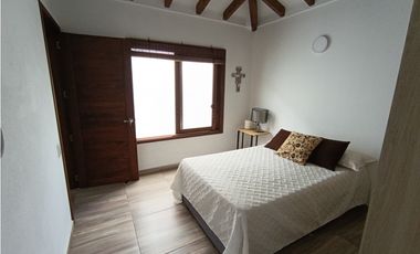 Casa en arriendo en unidad cerrada en La Ceja