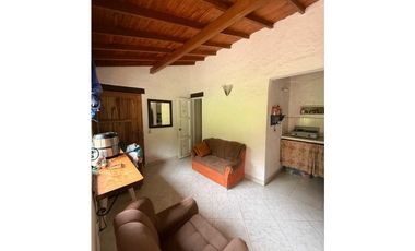 CASA FINCA AMOBLADA PARA LA VENTA UBICADA EN VENECIA-ANTIOQUIA