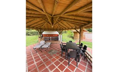 CASA FINCA AMOBLADA PARA LA VENTA UBICADA EN VENECIA-ANTIOQUIA