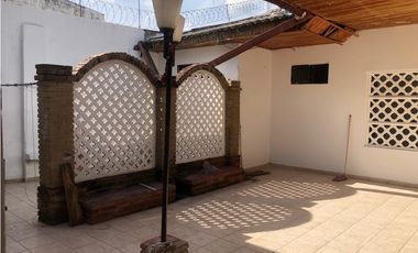 CASA DISPONIBLE EN ARRIENDO/VENTA EN EL CENTRO DE LA CIUDAD