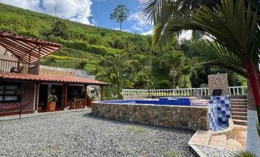 SE RENTA FINCA EN BETULIA PEREIRA