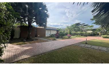 VENDE CASA CAMPESTRE EN VILLETA