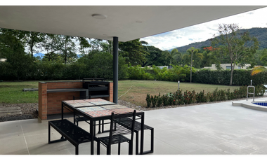 VENDE CASA CAMPESTRE EN VILLETA