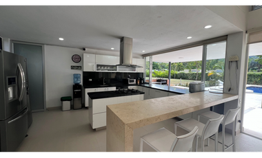 VENDE CASA CAMPESTRE EN VILLETA