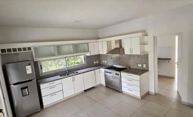 Venta o Alquiler Casa en Santa Catalina Barrio Nautico