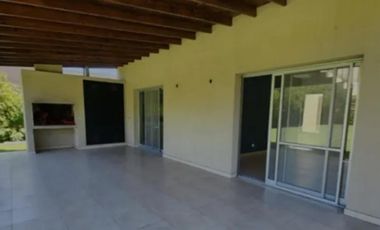 Venta o Alquiler Casa en Santa Catalina Barrio Nautico