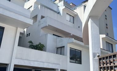 Departamento en venta en lomas del rio