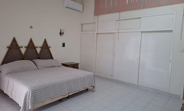 CASA RESIDENCIAL EN VENTA EN CAMPECHE BOSQUES DE CAMPECHE EN ESQUINA