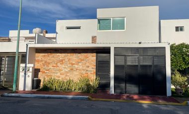 CASA EN VENTA EN CAMPECHE EN PRIVADA ARBOLEDAS 2