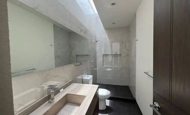 Casa Nueva en Venta – Altozano, Morelia